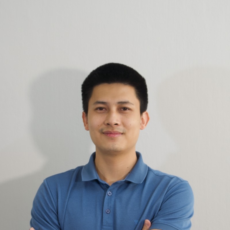 Giảng viên Tuyên Trần